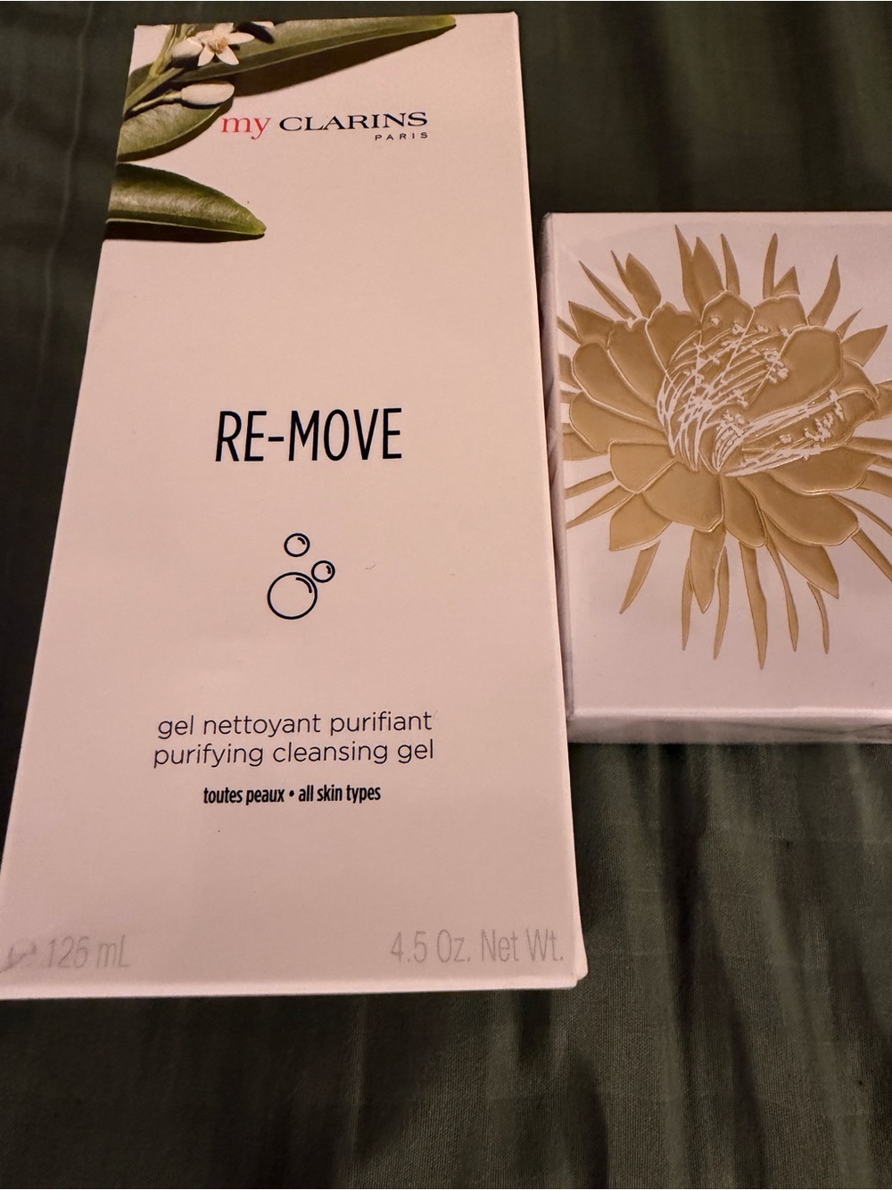 Clarins RE-MOVE Purifying Cleansing Gel & Precious Cream - Picture 6 of 6